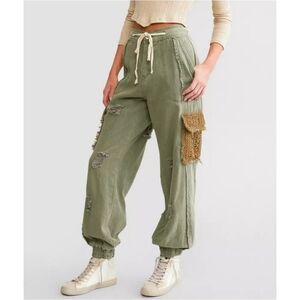 POL Running Away Denim Joggers Olive Nwot
